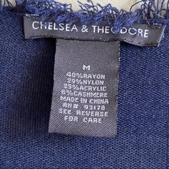 Chelsea & Theodore Raw Hem Blue Size M - Picture 5 of 5
